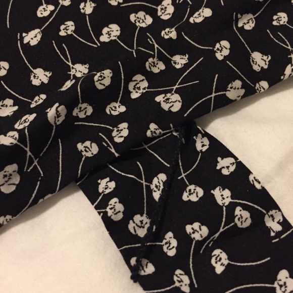 π Floral Shirt Dress - BNWT - Picture 5 of 7